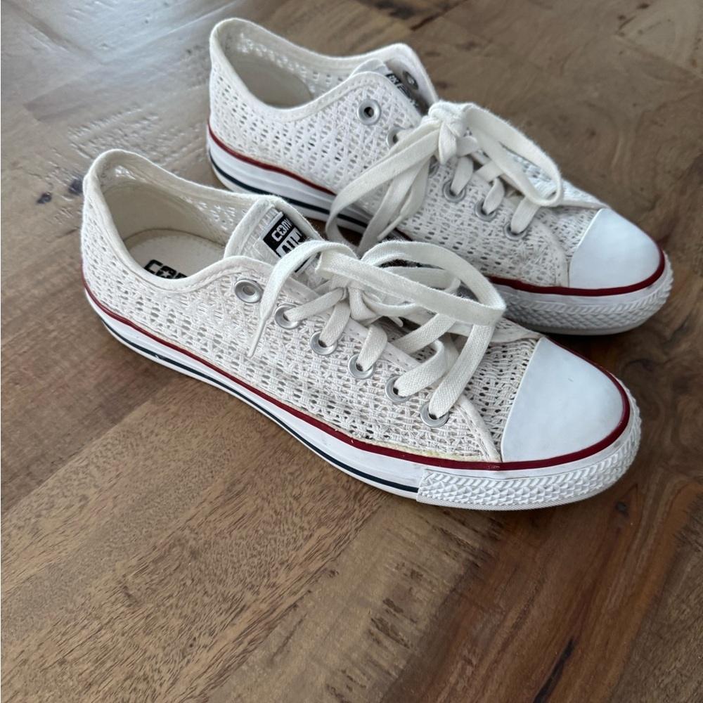 Converse White Knit Sneakers - Picture 2 of 9